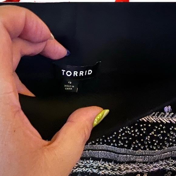 Torrid Beaded Sequin Front Mini Skirt - Picture 6 of 8